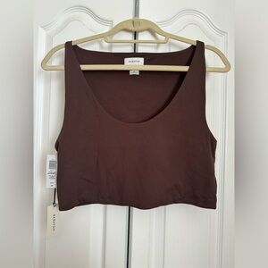 NWT Aritzia Babaton Contour scoopneck crop tank XL Rich mocha brown